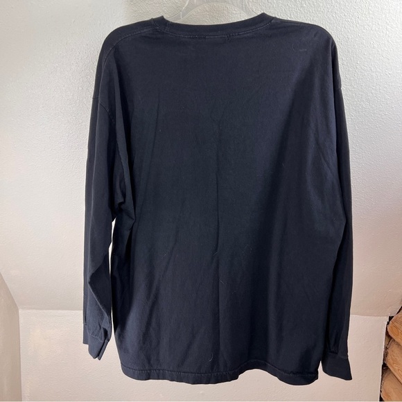 NIKE Long Sleeve Graphic Tee. Size XXL. 100% Cotton. Ribbed cuffs. Black w/Logo - Picture 7 of 7